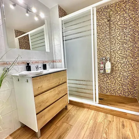 Alcazar San Basilio Apartment *